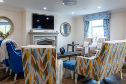 Lindley Park interior lounge and tv 2